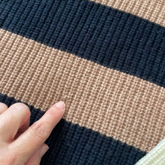 Madewell size xl sweater - Picture 2 of 5